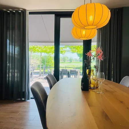 別荘 Stijlvol & Ruim Relax 'de Meierij' *