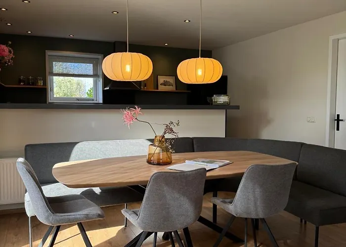 Hébergement de vacances Stijlvol & Ruim Relax 'de Meierij' *